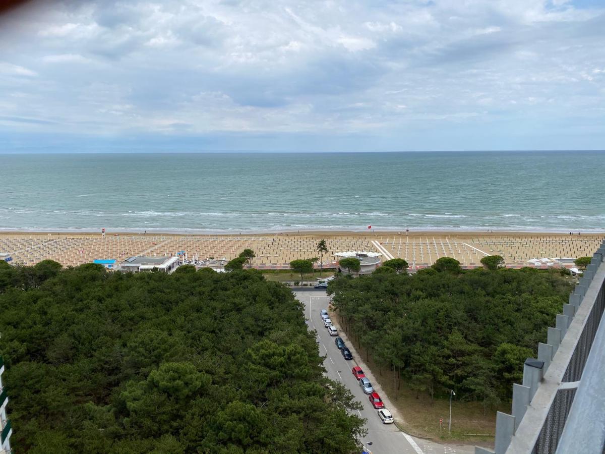 Condominio Aquilone Lignano Sabbiadoro Exterior photo