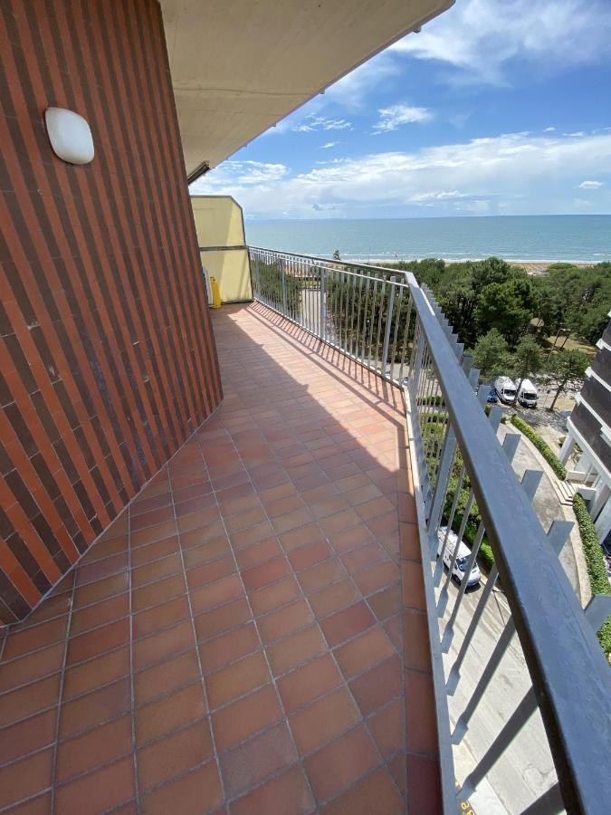 Condominio Aquilone Lignano Sabbiadoro Exterior photo