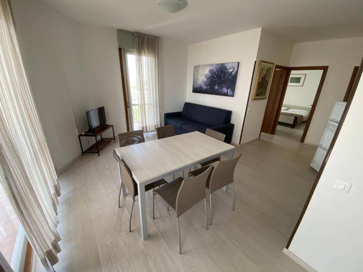 Condominio Aquilone Lignano Sabbiadoro Exterior photo